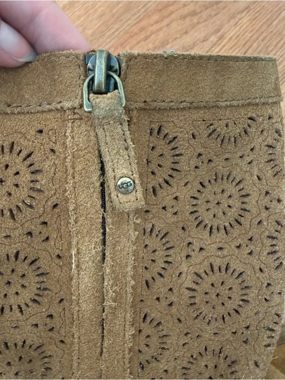 UGG Low Pro Short Perf 2 1004857 Tan Suede Boots Size 7